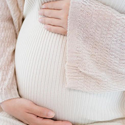 然而，随着今年2👯纳米工艺的全面🇫🇯🏤投产，预计营😝👗业亏损规模🤘将减少至🤸‍♂️🇧🇭